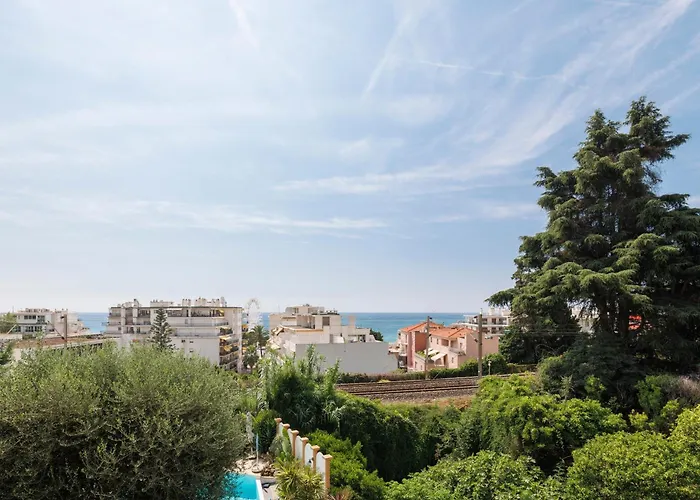 L'escale De Beauvallon - Appt Vue Апартаменти Мантон